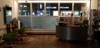 puupalkkien ostamiseen tarkoitetut kaupat helsinki Parturi-Kampaamo Fredika