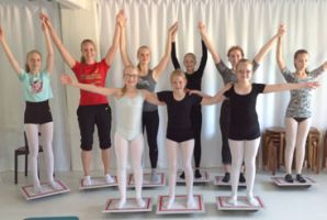 balettitunnit lapsille helsinki Balettikoulu Anne Hirvonen