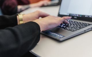 sivustot ostavat laakinnallisia laitteita helsinki Lääketietokeskus Oy
