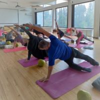 pilates aktiviteetit vauvojen kanssa helsinki Happyliikunta - Yoga with Anja