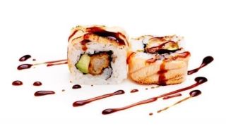 vegaaniset sushi ravintolat helsinki Sushi'n'Roll